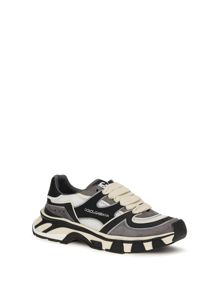 Sneakers with mesh details 2