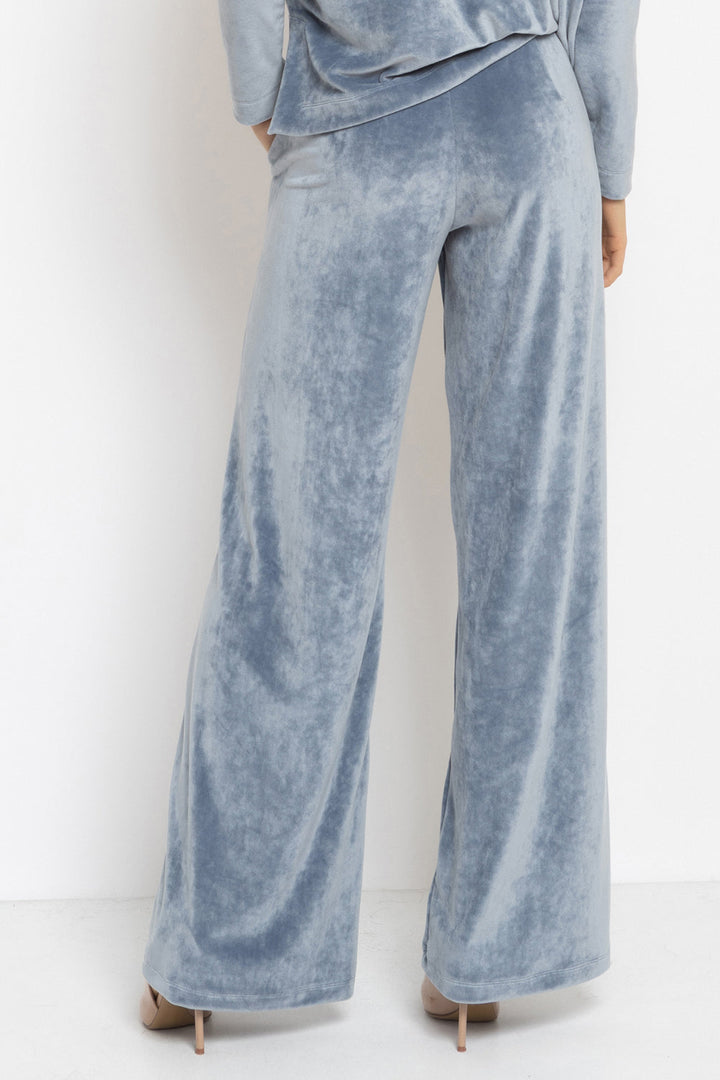 VELVET WIDE-LEG TROUSERS WITH ELASTIC WAIST IN STEEL GREY - ESSENTIALS JIORO БЛУЗА ОТ КАДИФЕ С НАБРАН КЪС РЪКАВ И V ДЕКОЛТЕ В СТОМАНЕНО СИВО - ESSENTIALS JIORO