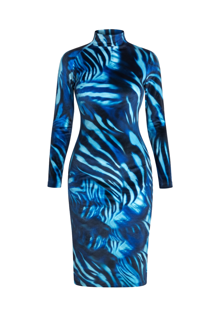 HIGH-NECK MIDI VELVET DRESS WITH LONG RAGLAN SLEEVES - SHADES OF BLUE JIORO МИДИ РОКЛЯ ОТ КАДИФЕ С ВИСОКА ЯКА И ДЪЛГИ РЕГЛАН РЪКАВИ - SHADES OF BLUE JIORO