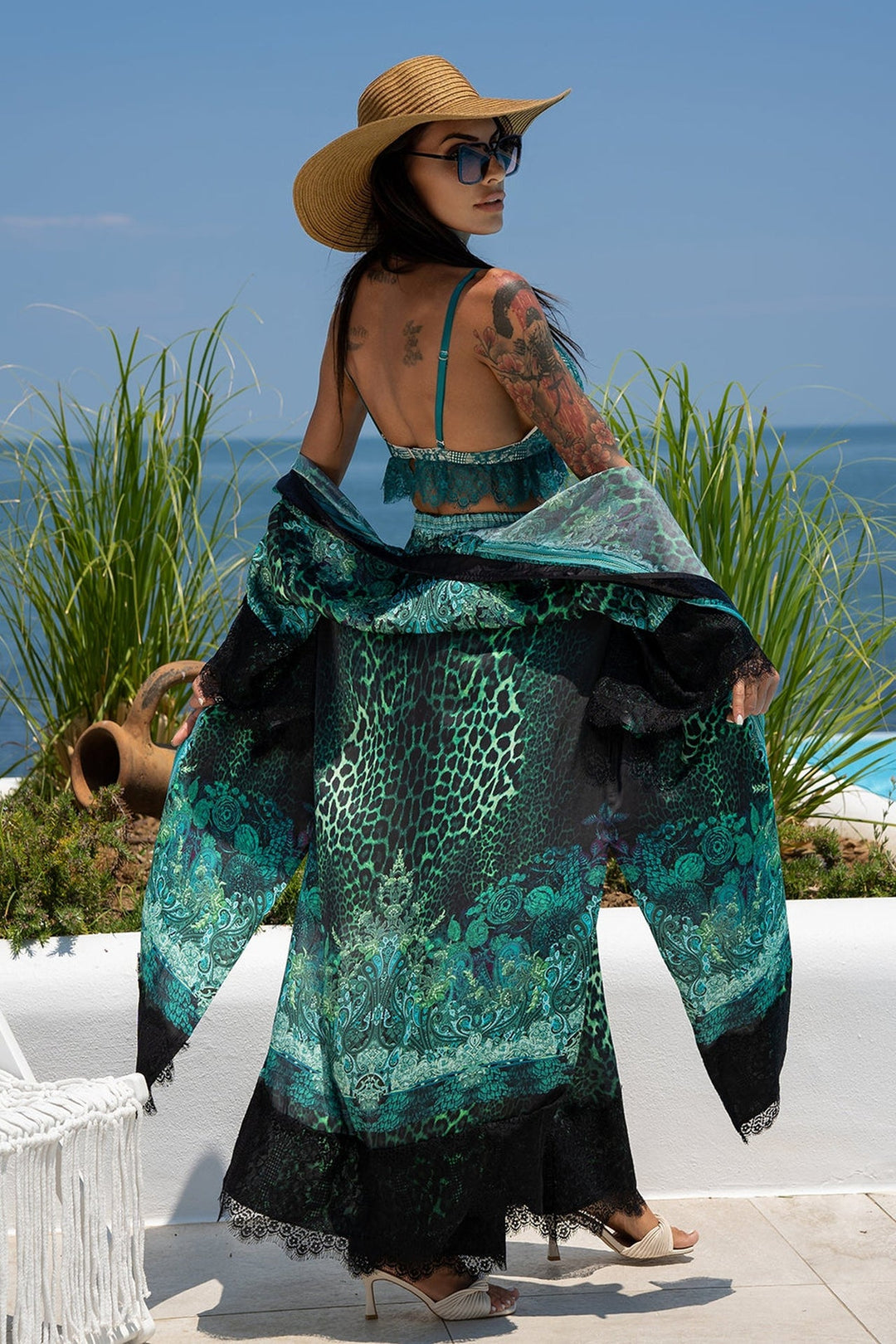 VISCOSE KIMONO - LEO NEON GREEN JIORO КИМОНО ОТ ЛЪСКАВА ВИСКОЗА - LEO NEON GREEN JIORO