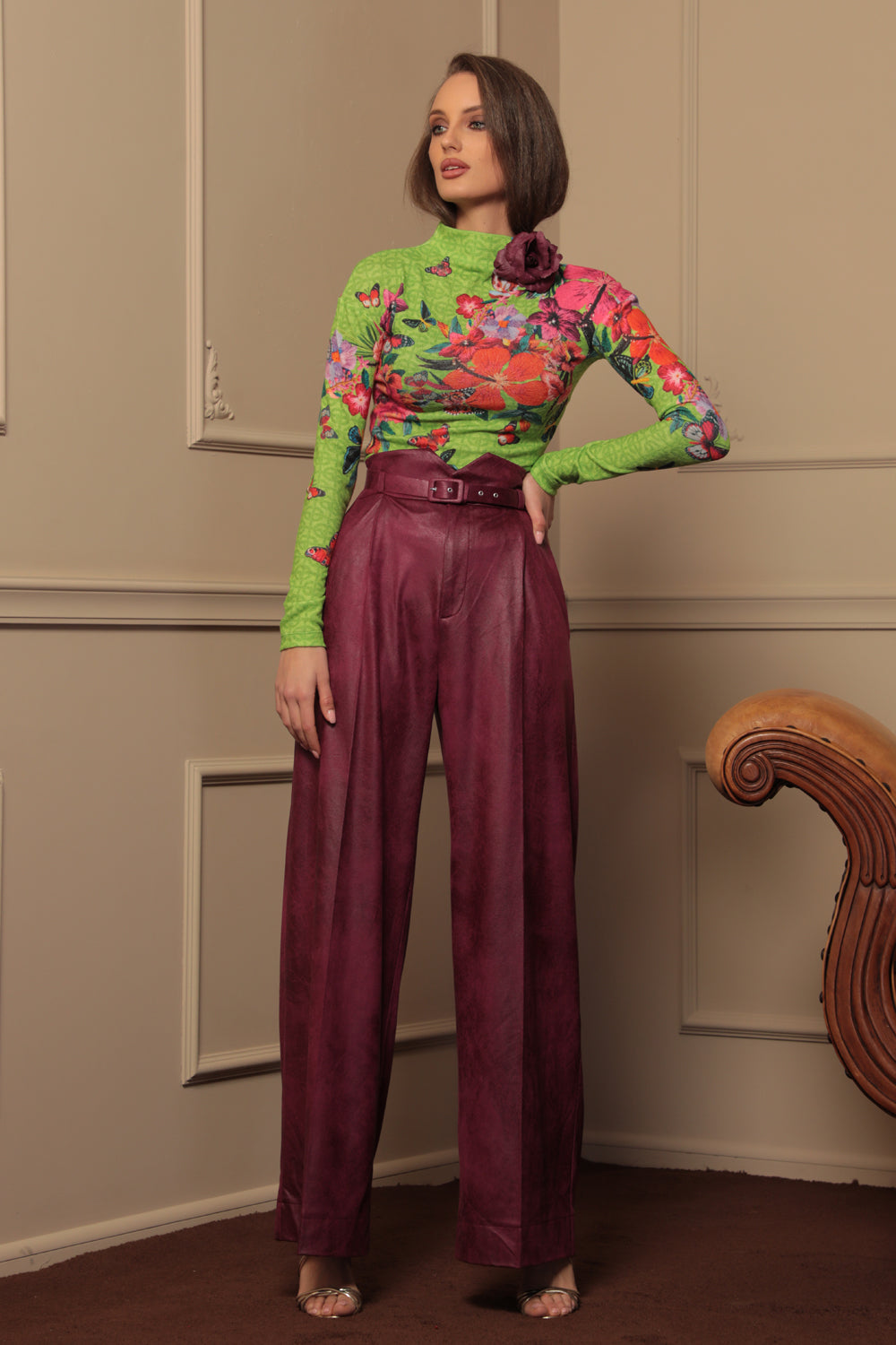 KNITTED TURTLENECK BLOUSE WITH HIGH NECK - ACID GREEN LOGO JIORO  ПОЛО БЛУЗА ОТ ПЛЕТИВО С ВИСОКА ЯКА – ACID GREEN LOGO JIORO