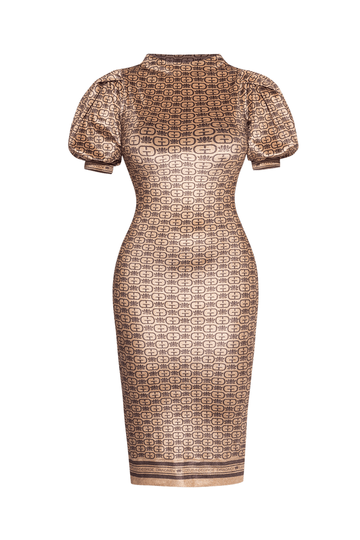 FITTED DRESS MADE OF SMOOTH VELVET - DARK BROWN LOGO JIORO ВТАЛЕНА РОКЛЯ ОТ КАДИФЕ С ВИСОКА ЯКА - DARK BROWN LOGO JIORO