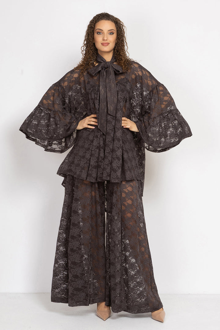 LONG FLARED LACE PANTS WITH SLITS ESPRESSO - ESSENTIALS JIORO ДЪЛЪГ КЛОШ ПАНТАЛОН ОТ ДАНТЕЛА В ЦВЯТ ЕСПРЕСО С ДЪЛБОКИ ЦЕПКИ – ESSENTIALS JIORO
