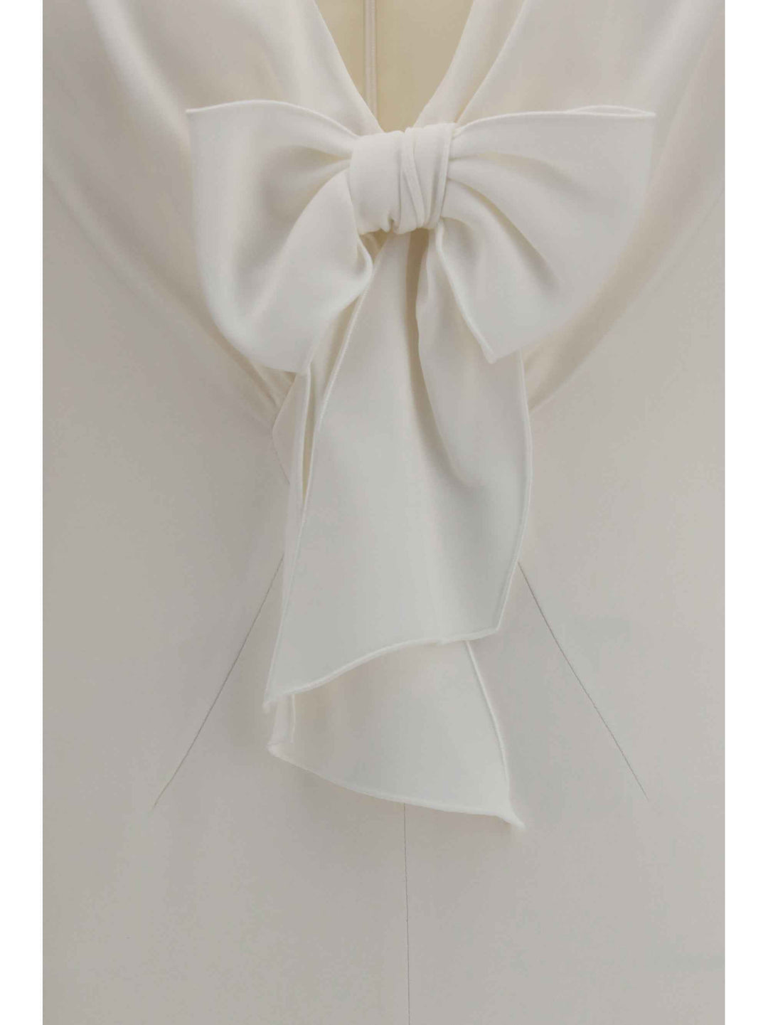 V-neck Dress with bow