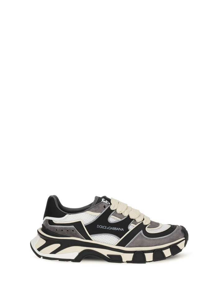 Sneakers with mesh details 1