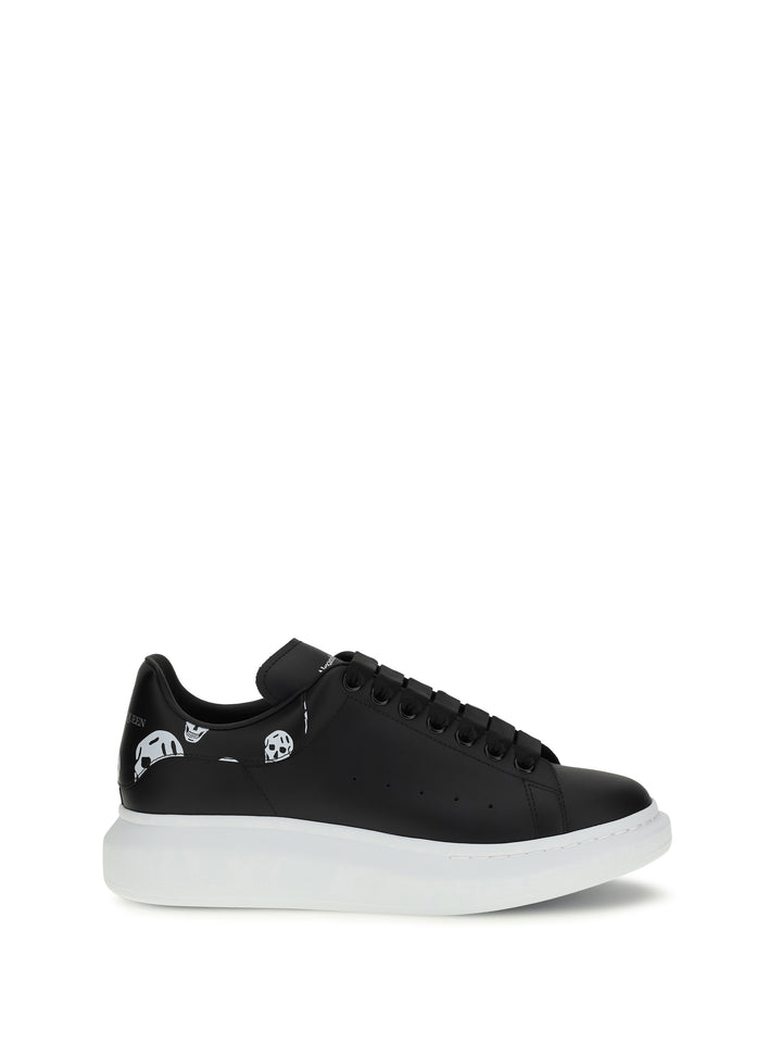Oversize Sneakers 1