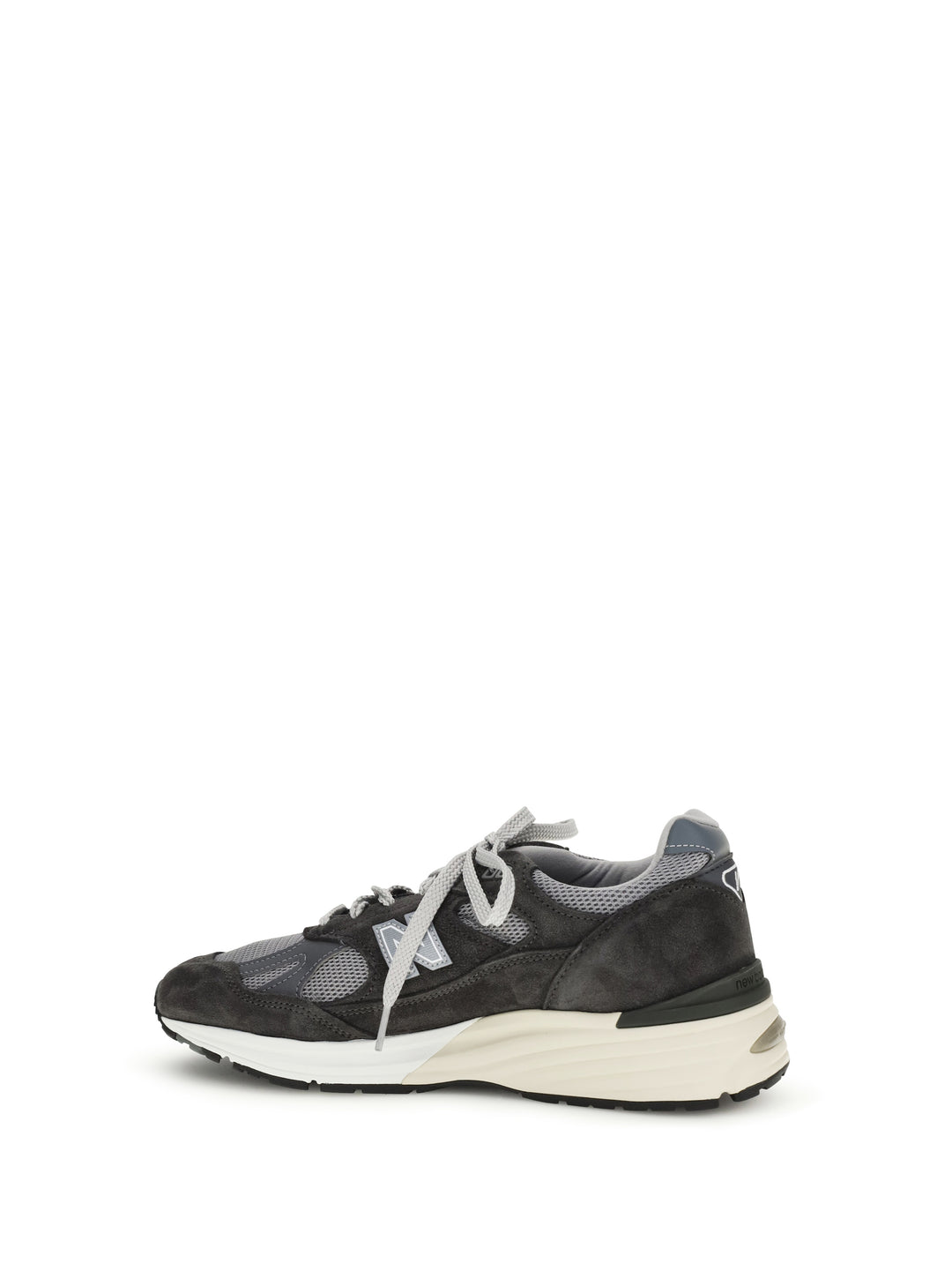 991v2 Sneakers 3