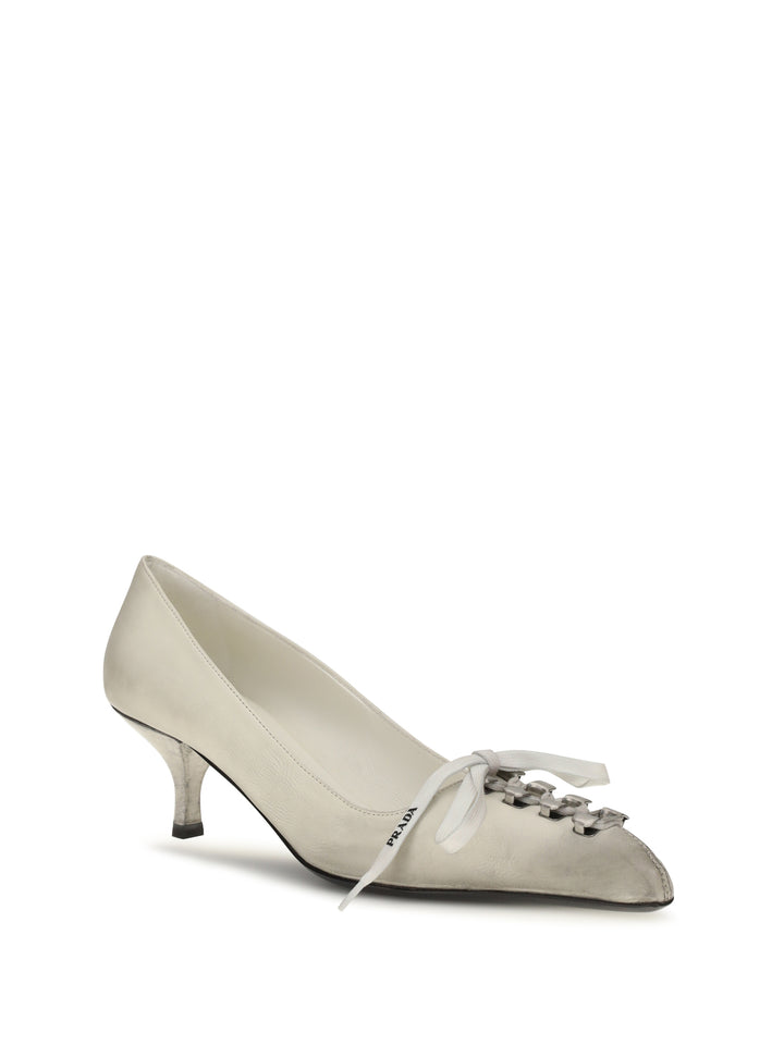 Lace-up antique-finish leather Pumps 2