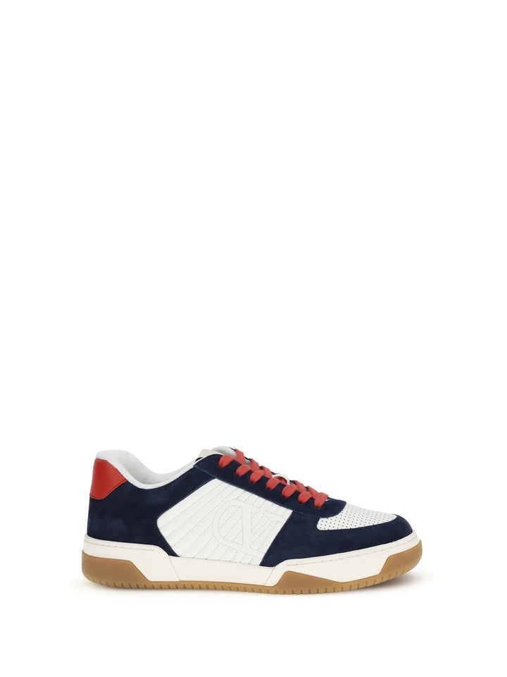 Sparry Sneakers 1