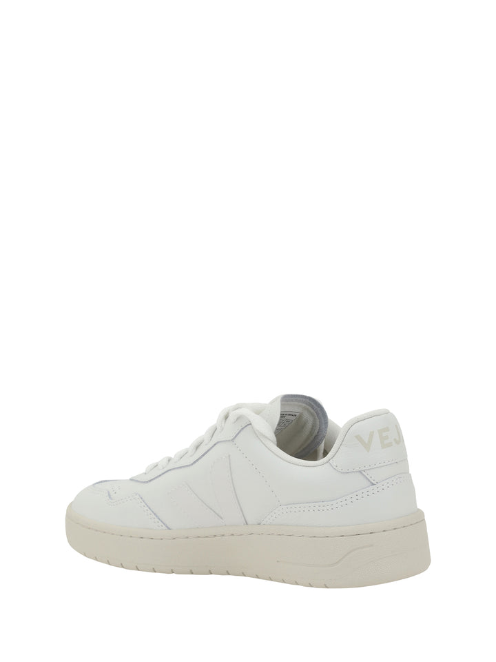 V-90 Sneakers 3