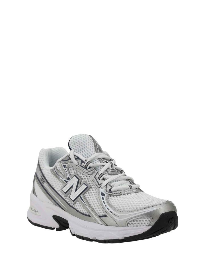 740 Sneakers