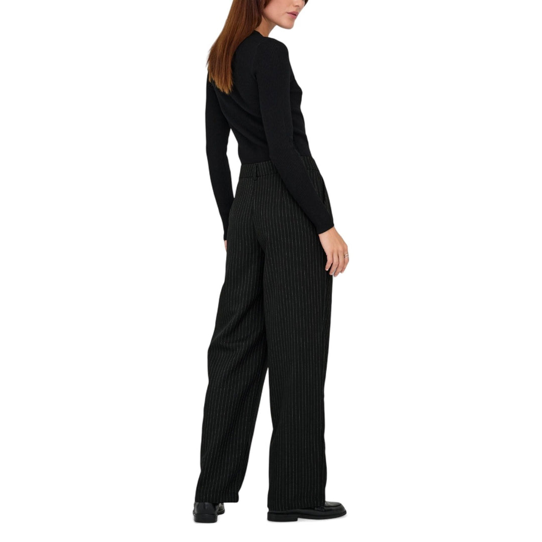 Only Black Trousers