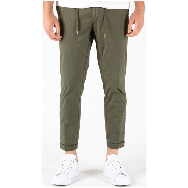 Lyle &amp; Scott Men Trousers